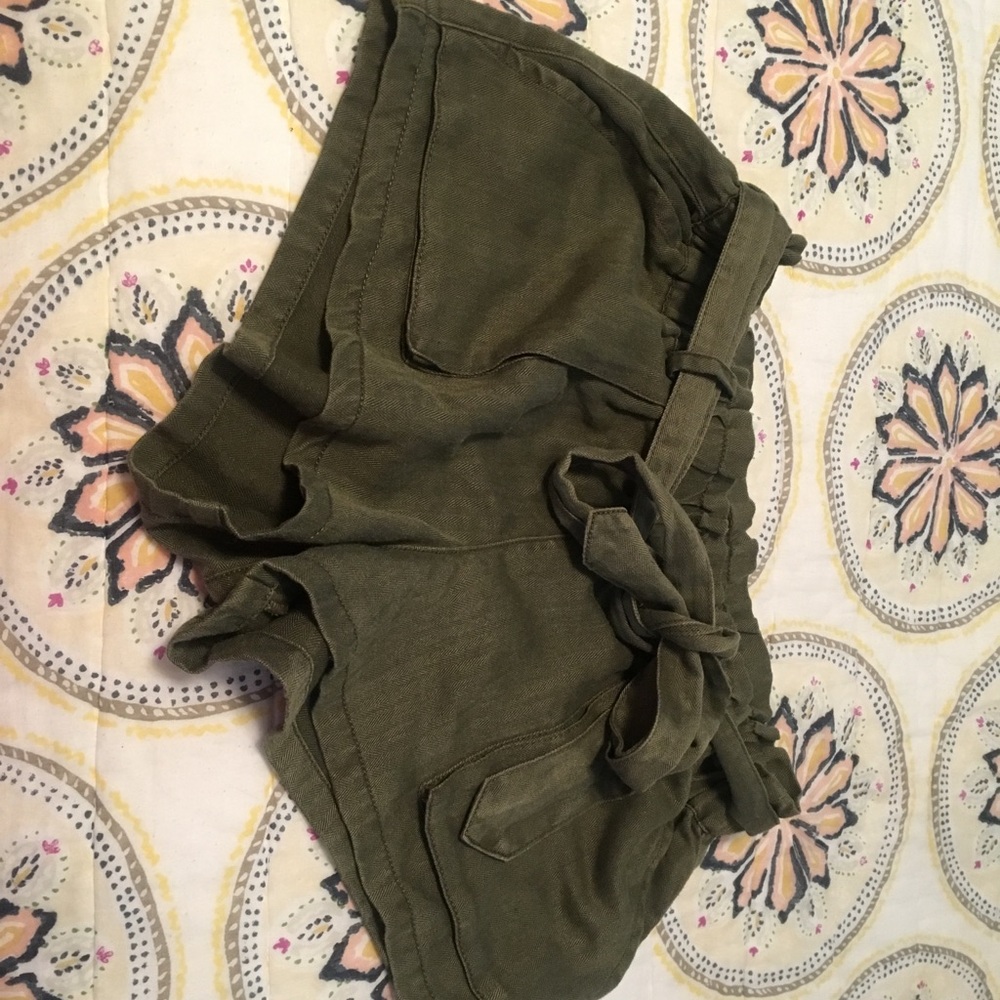 Urban outfitters army green shorts